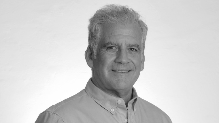 DR. GUSTAVO M. SOSA